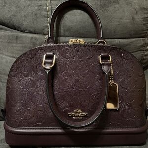 NWOT Coach Women's Signature Dome Satchel - Plum